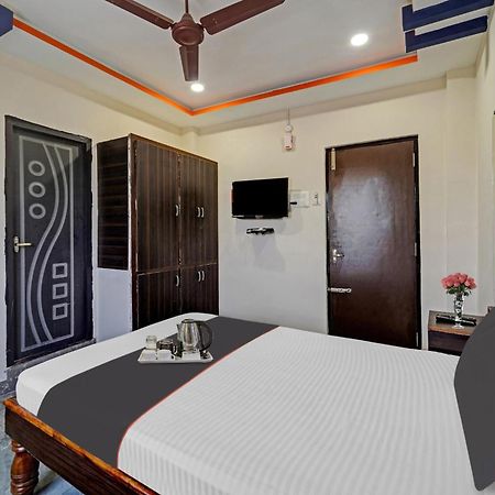 Capital O Lakshmi Residency Otel Tirupati Dış mekan fotoğraf