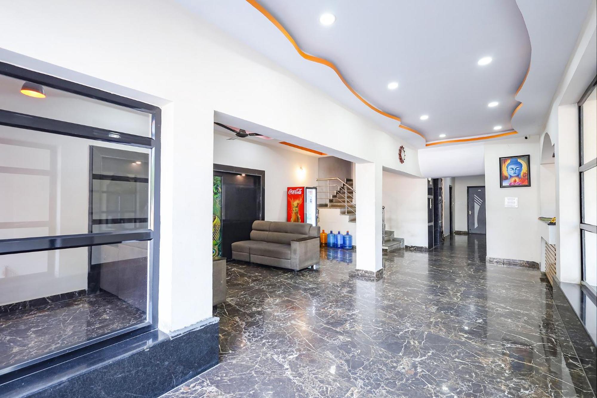 Capital O Lakshmi Residency Otel Tirupati Dış mekan fotoğraf