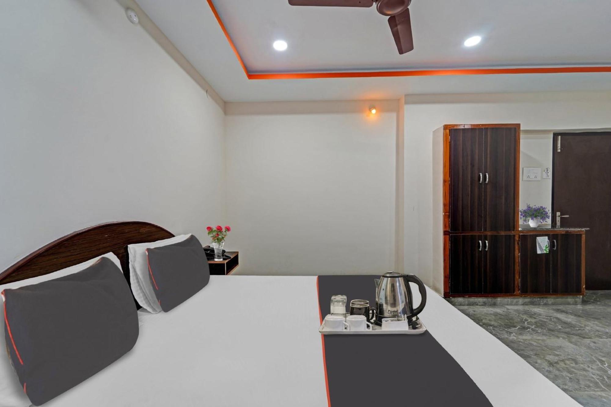 Capital O Lakshmi Residency Otel Tirupati Dış mekan fotoğraf