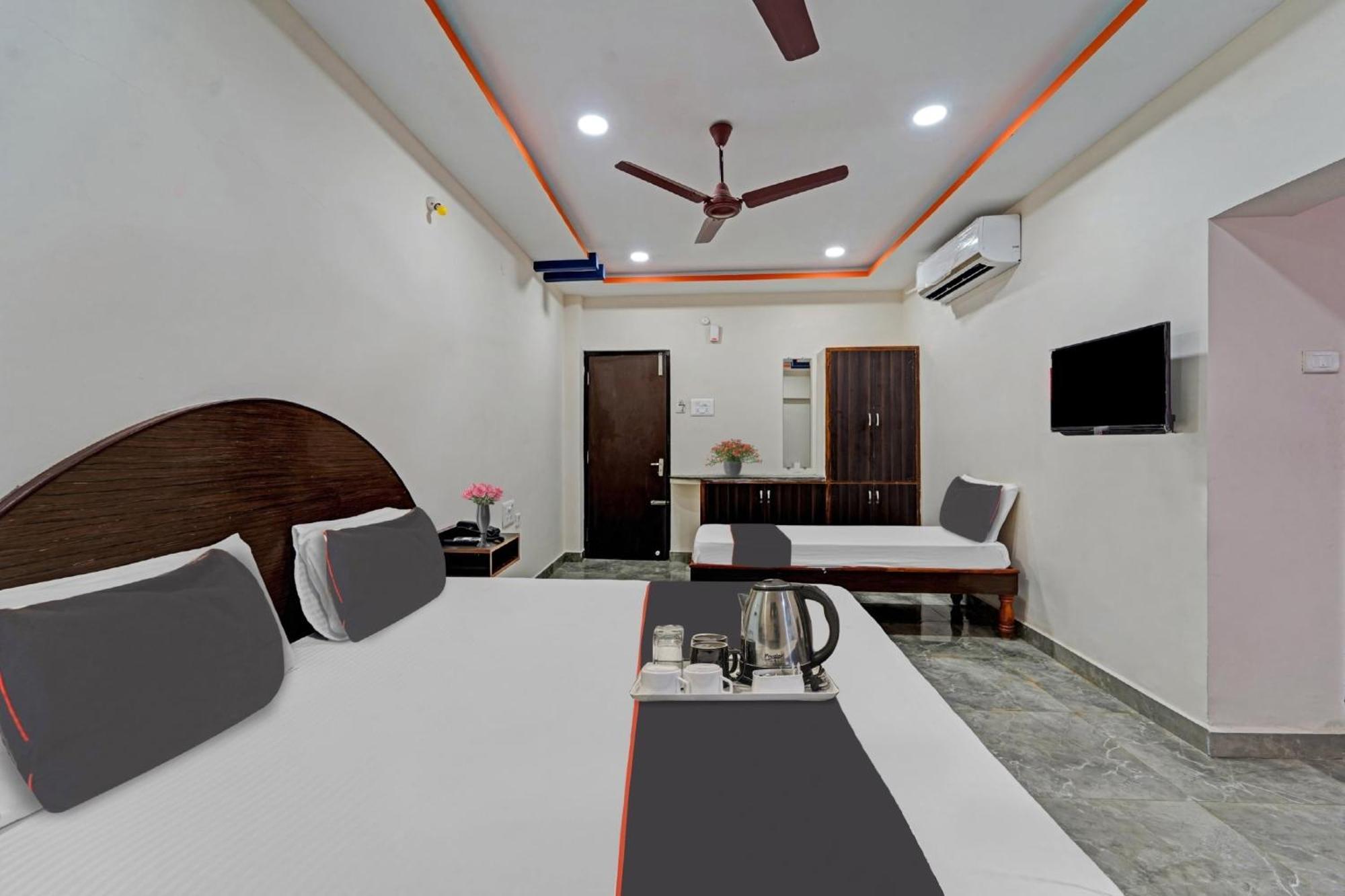 Capital O Lakshmi Residency Otel Tirupati Dış mekan fotoğraf