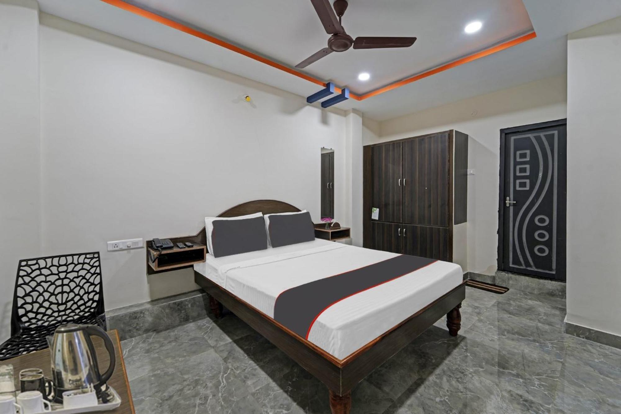 Capital O Lakshmi Residency Otel Tirupati Dış mekan fotoğraf